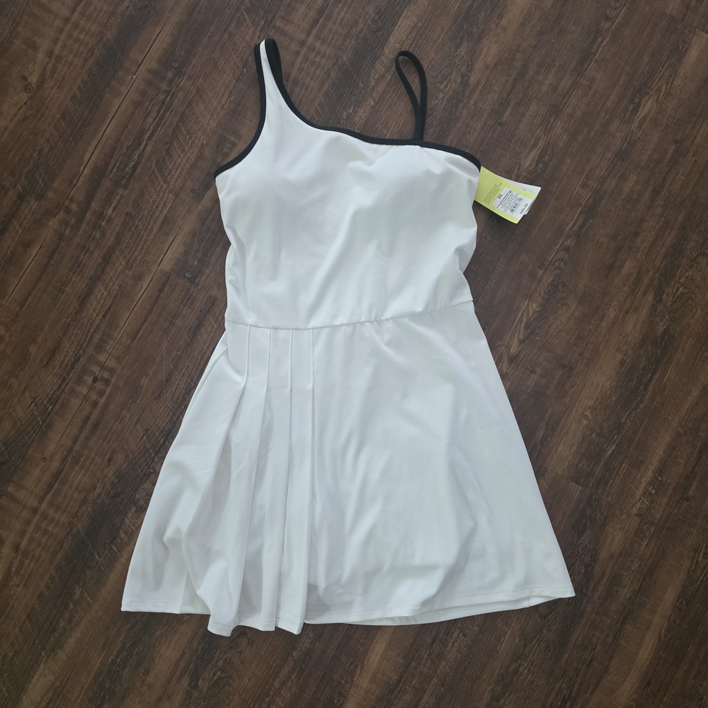 NWT White and Black Mini Tennis Dress Asymetrical Pleated XS Built In Shorts